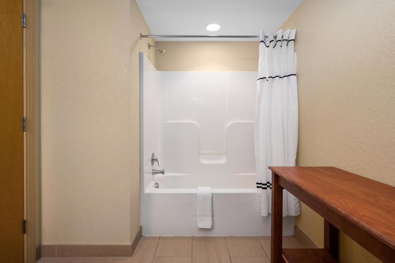 Crystal Beach Hotel Ocean City Bagian luar foto
